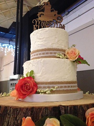 2 tier burlap stucco