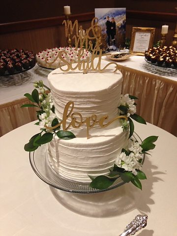 2 tier rustic comb with love