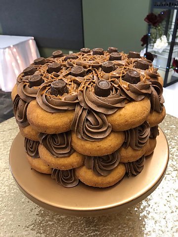 Rolo Donut Cake